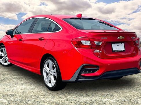 Used 2016 Chevrolet Cruze Premier w/ RS Package FWD image 4