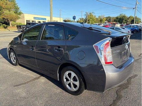 Used 2015 Toyota Prius Three image 4