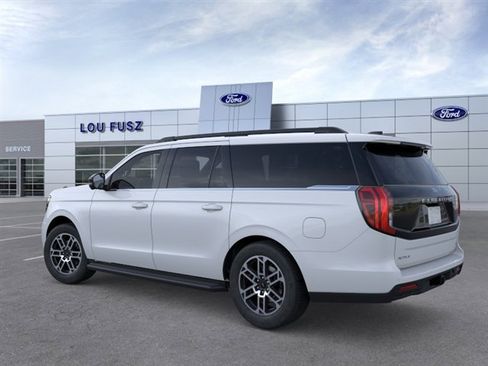 New 2026 Ford Expedition Max Active image 5