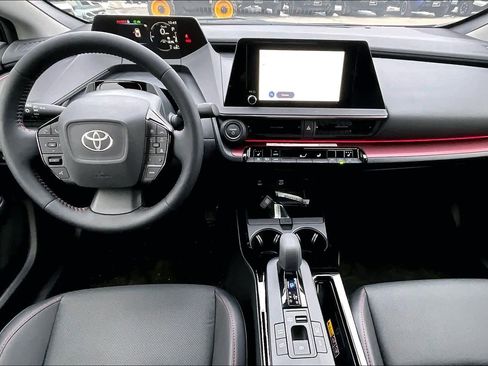 New 2026 Toyota Prius Plug-In Hybrid image 5