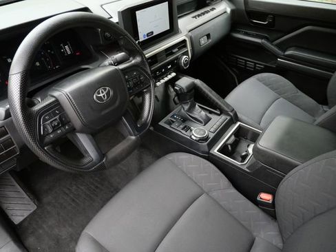 Used 2024 Toyota Tacoma SR5 AWD/4WD image 11
