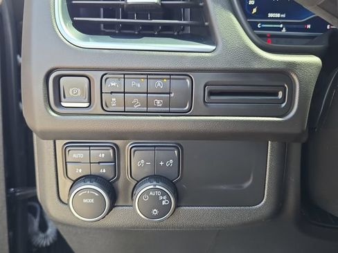 Certified 2023 Chevrolet Tahoe Z71 w/ Luxury Package AWD/4WD image 26