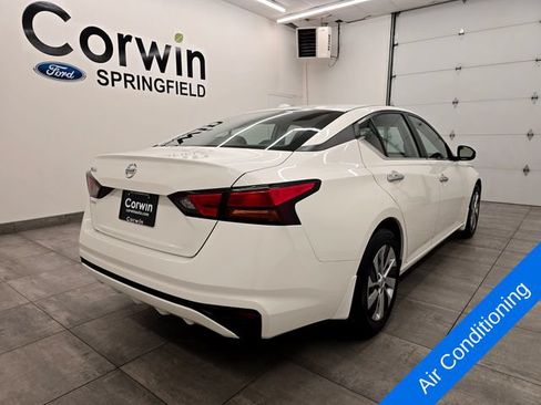 Used 2019 Nissan Altima 2.5 S FWD image 5