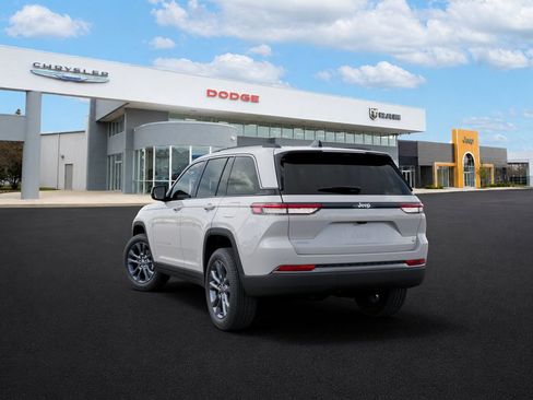 New 2026 Jeep Grand Cherokee Limited AWD/4WD image 3