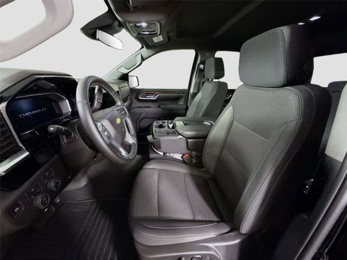 Used 2026 Chevrolet Silverado 1500 LT AWD/4WD image 15