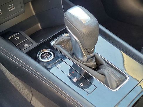 Used 2023 Nissan Kicks SV image 28