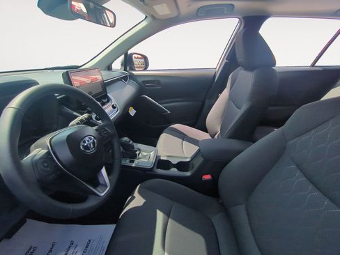 New 2026 Toyota Corolla Cross LE image 9