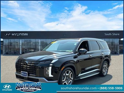 Certified 2024 Hyundai Palisade Limited AWD/4WD image 4