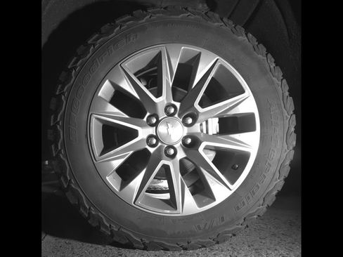 Used 2019 Chevrolet Silverado 1500 High Country AWD/4WD image 10