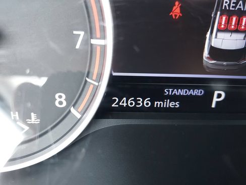 Used 2023 Nissan Rogue SV w/ SV Premium B Package FWD image 19