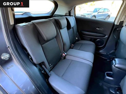 Used 2020 Honda HR-V LX image 19
