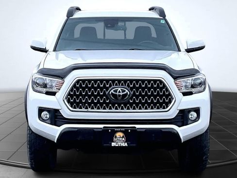 Used 2019 Toyota Tacoma TRD Off-Road image 6