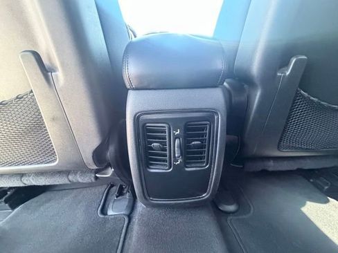 Used 2017 Jeep Grand Cherokee Laredo w/ Quick Order Package 2BE RWD image 26