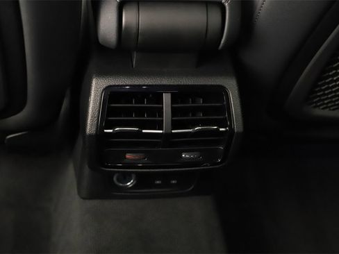 Certified 2025 Audi Q3 2.0T Premium w/ Convenience Package image 22