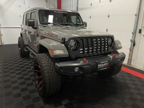Used 2021 Jeep Wrangler Unlimited Sport AWD/4WD image 10