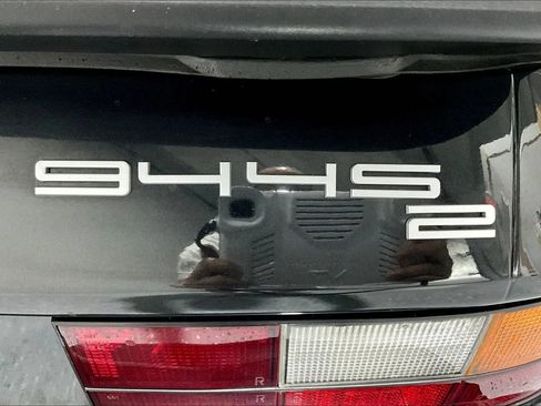 Used 1989 Porsche 944 S2 image 22