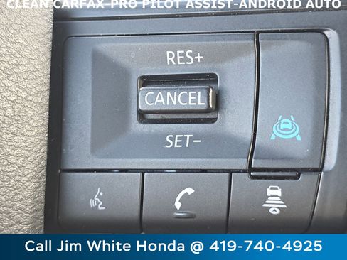 Used 2025 Nissan Rogue SV image 32