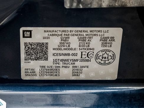 Used 2021 GMC Sierra 3500 Denali w/ Technology Package AWD/4WD image 37