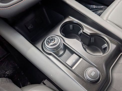 New 2026 Ford Explorer Active AWD/4WD image 13