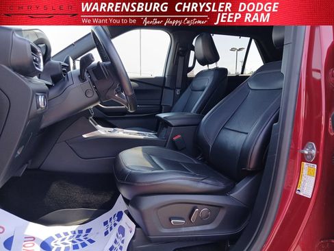 Used 2020 Ford Explorer Limited w/ Class III Trailer Tow Package AWD/4WD image 11