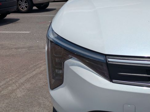 Used 2025 Kia K4 FWD image 9