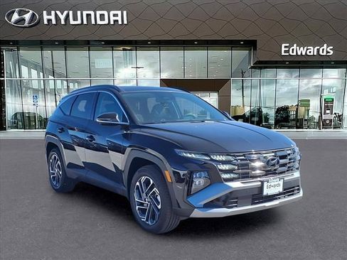 New 2025 Hyundai Tucson Limited image 10