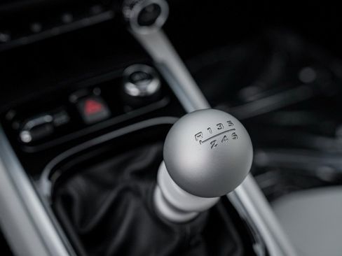 New 2025 Lotus Emira image 31