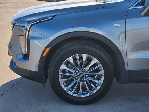 Certified 2024 Cadillac XT4 Premium Luxury image 8