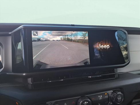 New 2026 Jeep Gladiator Willys image 22