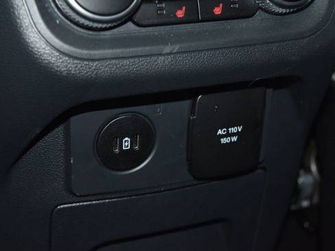 Used 2025 Ford Explorer Platinum w/ LUX Leather Package image 21