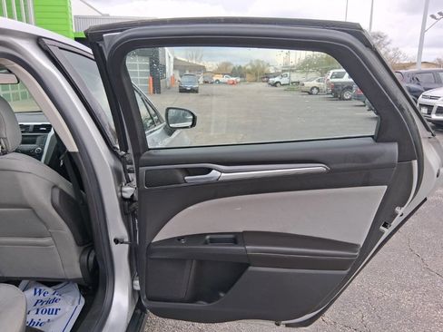 Used 2014 Ford Fusion S image 11