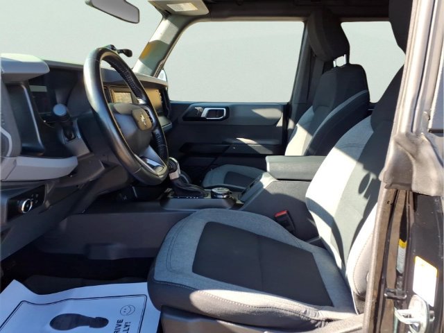 Used 2023 Ford Bronco Big Bend w/ Sasquatch Package AWD/4WD image 12