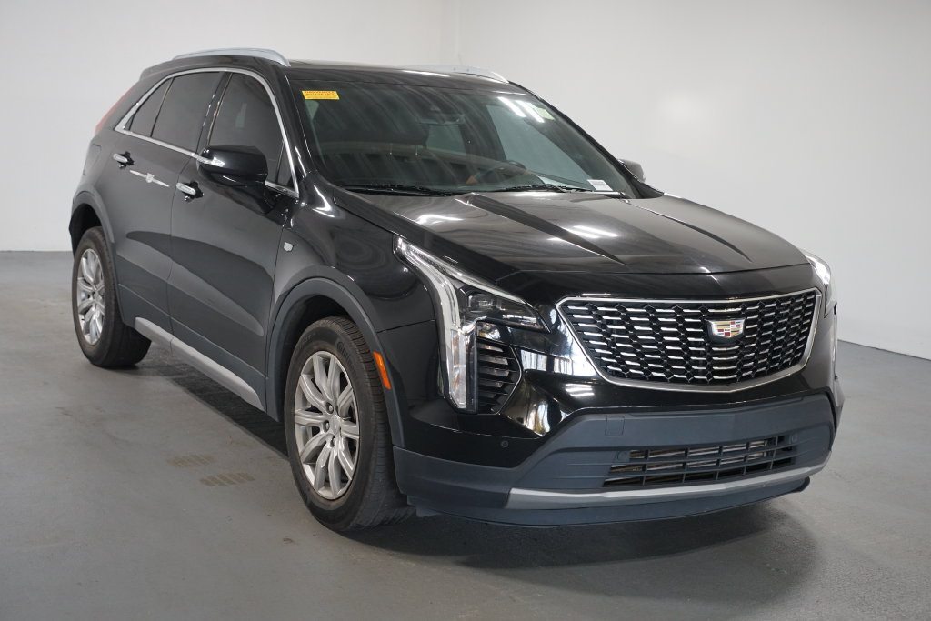 Used 2022 Cadillac XT4 Premium Luxury FWD image 3