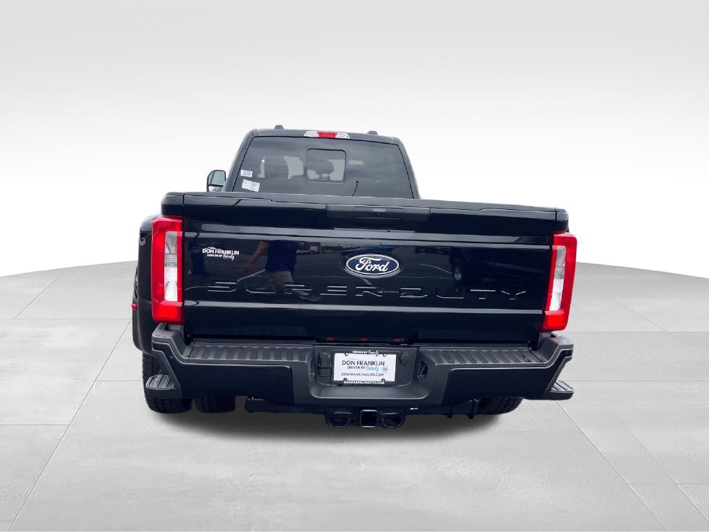 New 2027 Ford F350 XL w/ STX Appearance Package AWD/4WD image 4