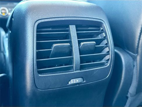 Used 2020 Ford Escape Titanium image 25