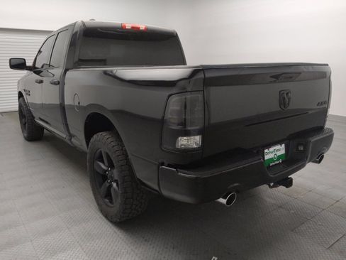 Used 2016 RAM 1500 Express w/ Black Ram 1500 Express Group AWD/4WD image 5