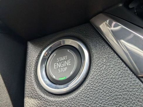 New 2025 Buick Envista Preferred image 21