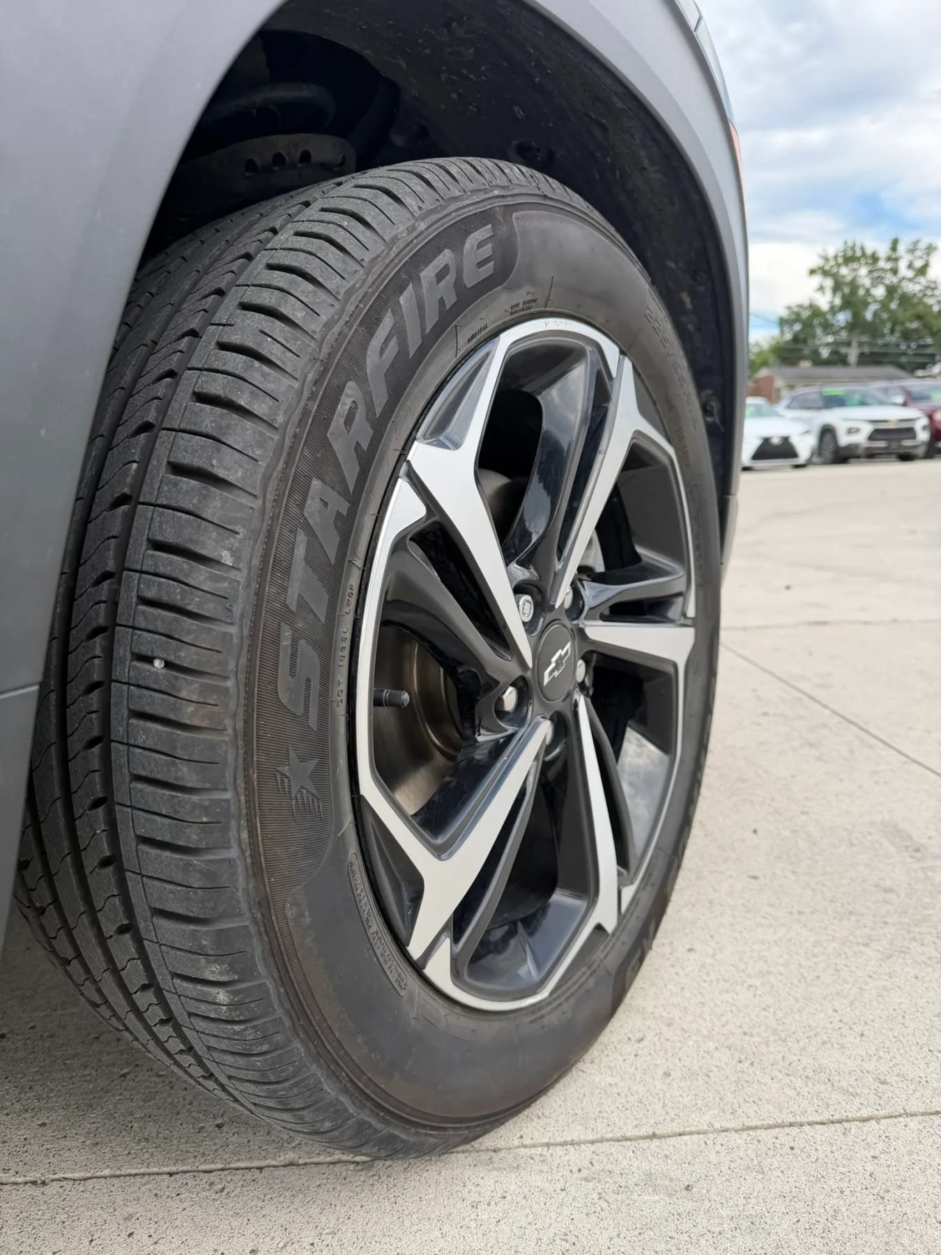 Used 2021 Chevrolet TrailBlazer RS w/ Technology Package FWD image 10
