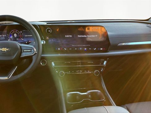 New 2026 Chevrolet Traverse LT w/ Driver Confidence Package image 7