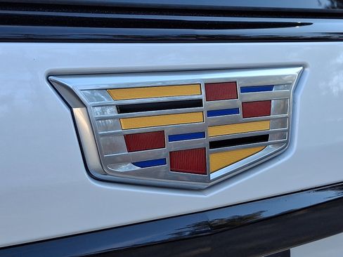 Certified 2025 Cadillac Escalade ESV Sport w/ Touring Package image 35