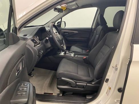 Used 2018 Honda Ridgeline Sport image 8