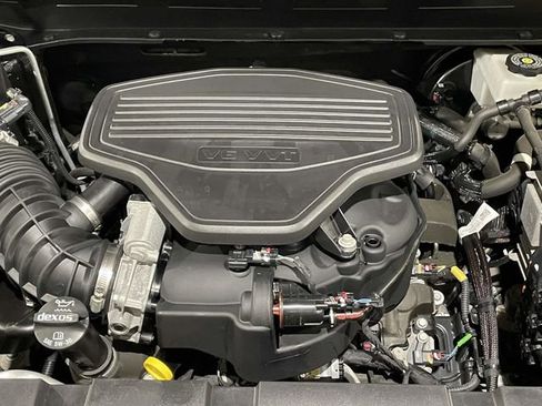 Used 2020 Chevrolet Blazer LT w/ Redline Edition AWD/4WD image 26