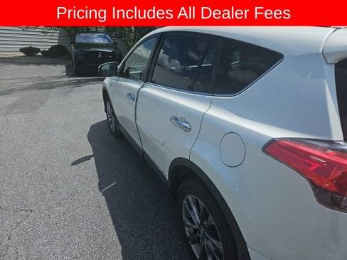 Used 2018 Toyota RAV4 Limited AWD/4WD image 4