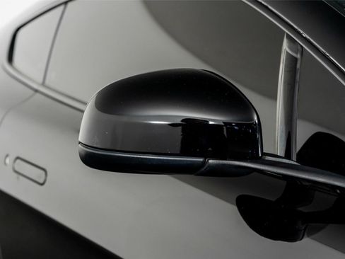 Used 2015 Aston Martin V8 Vantage GT RWD image 25