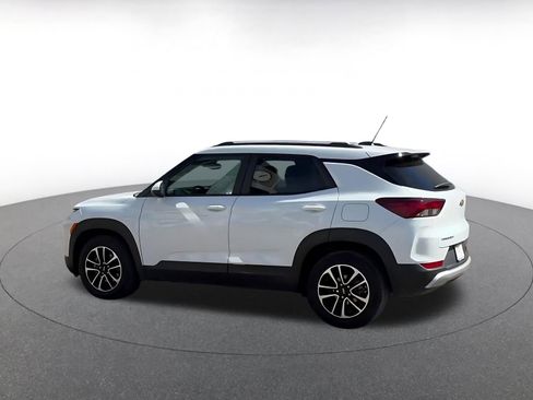 Used 2025 Chevrolet TrailBlazer LT image 10