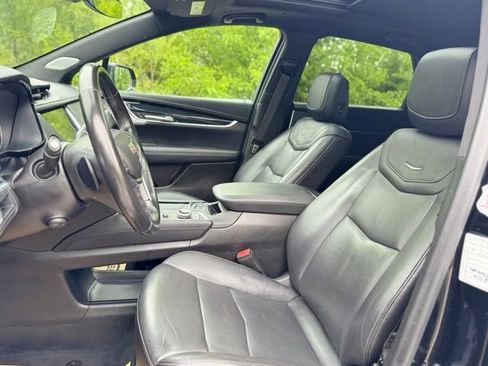 Used 2023 Cadillac XT5 Premium Luxury AWD/4WD image 11