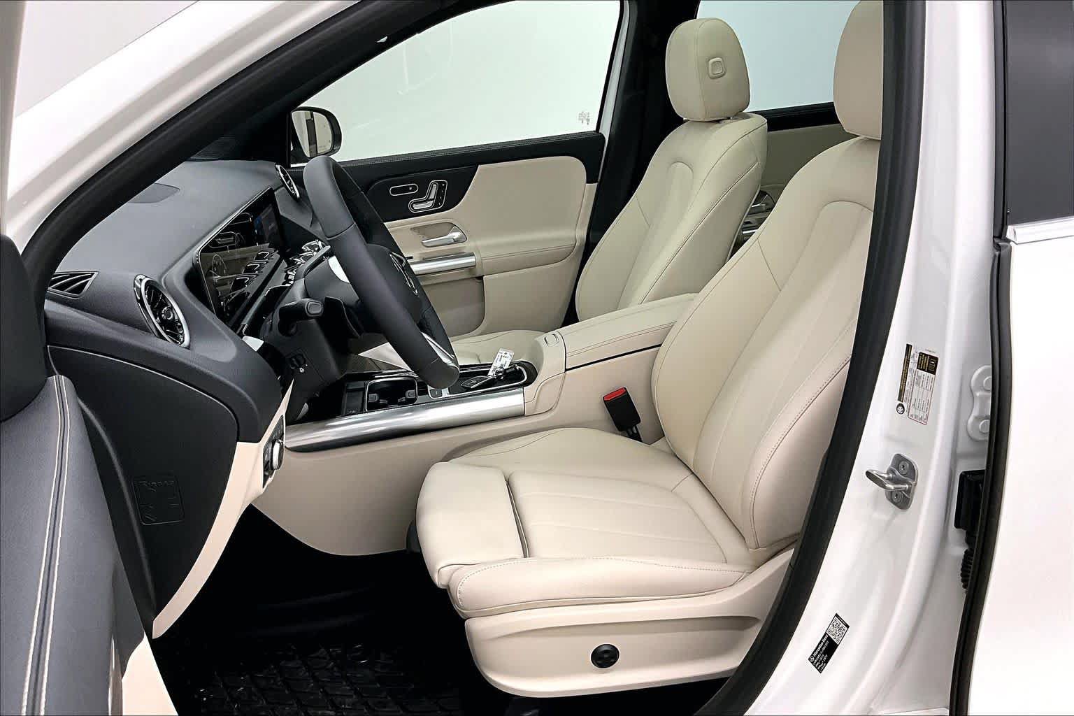 Used 2026 Mercedes-Benz GLA 250 4MATIC image 9