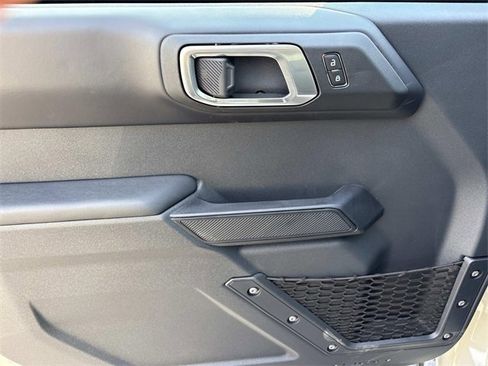 New 2025 Ford Bronco Outer Banks image 20