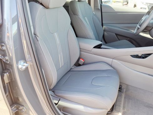 New 2026 Hyundai Elantra SEL Sport Premium FWD image 7