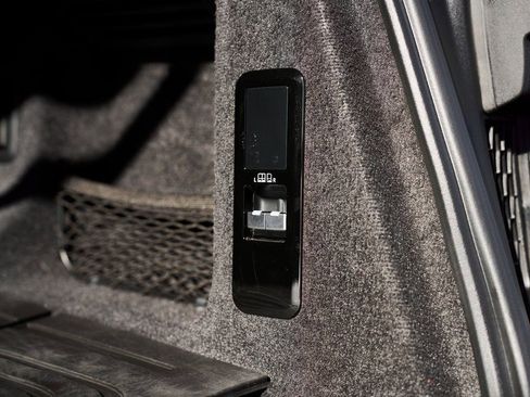 Used 2024 Land Rover Range Rover Sport SV Edition One Carbon Bronze image 19